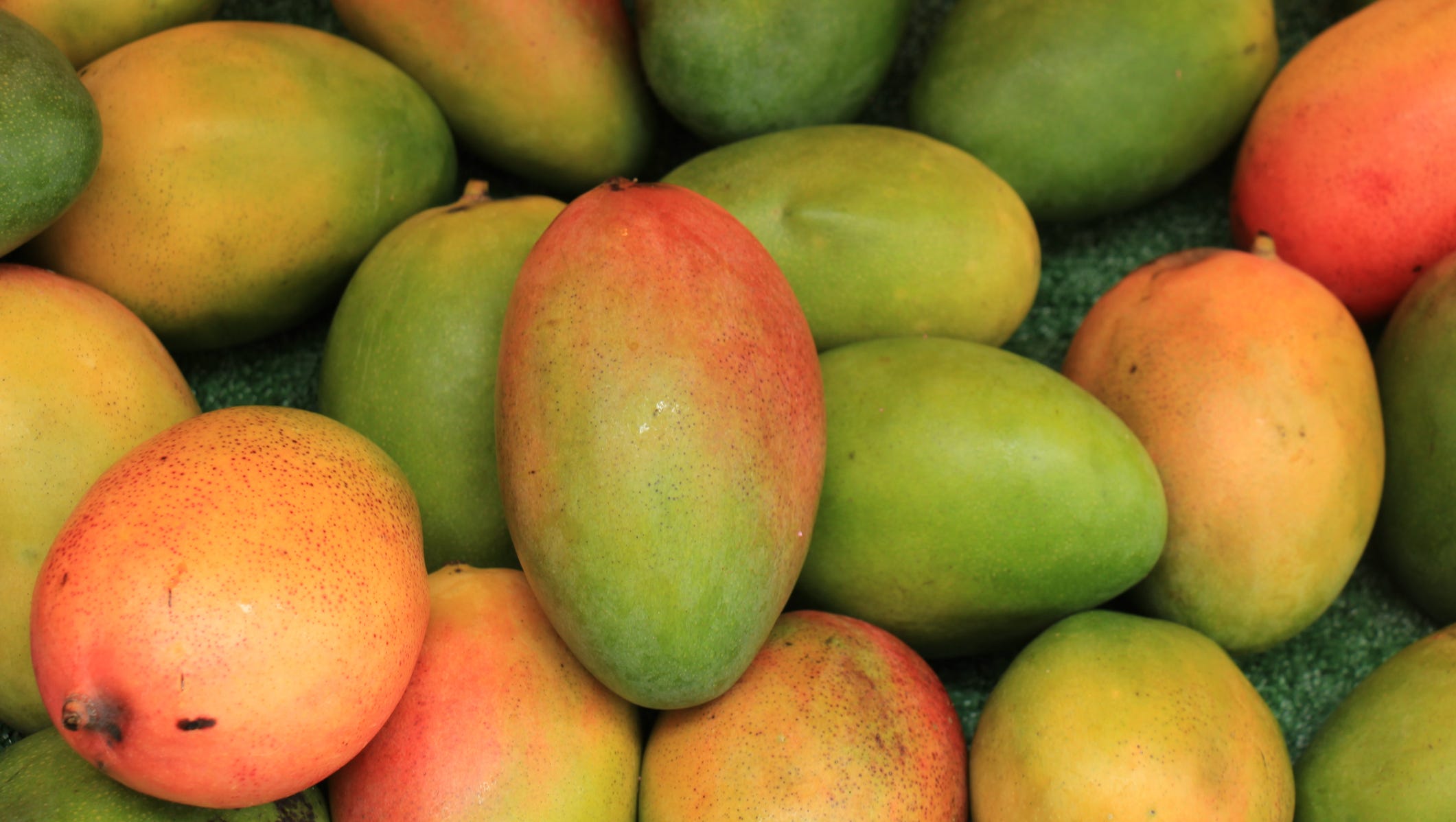 Fresh mangoes are a summer treat.