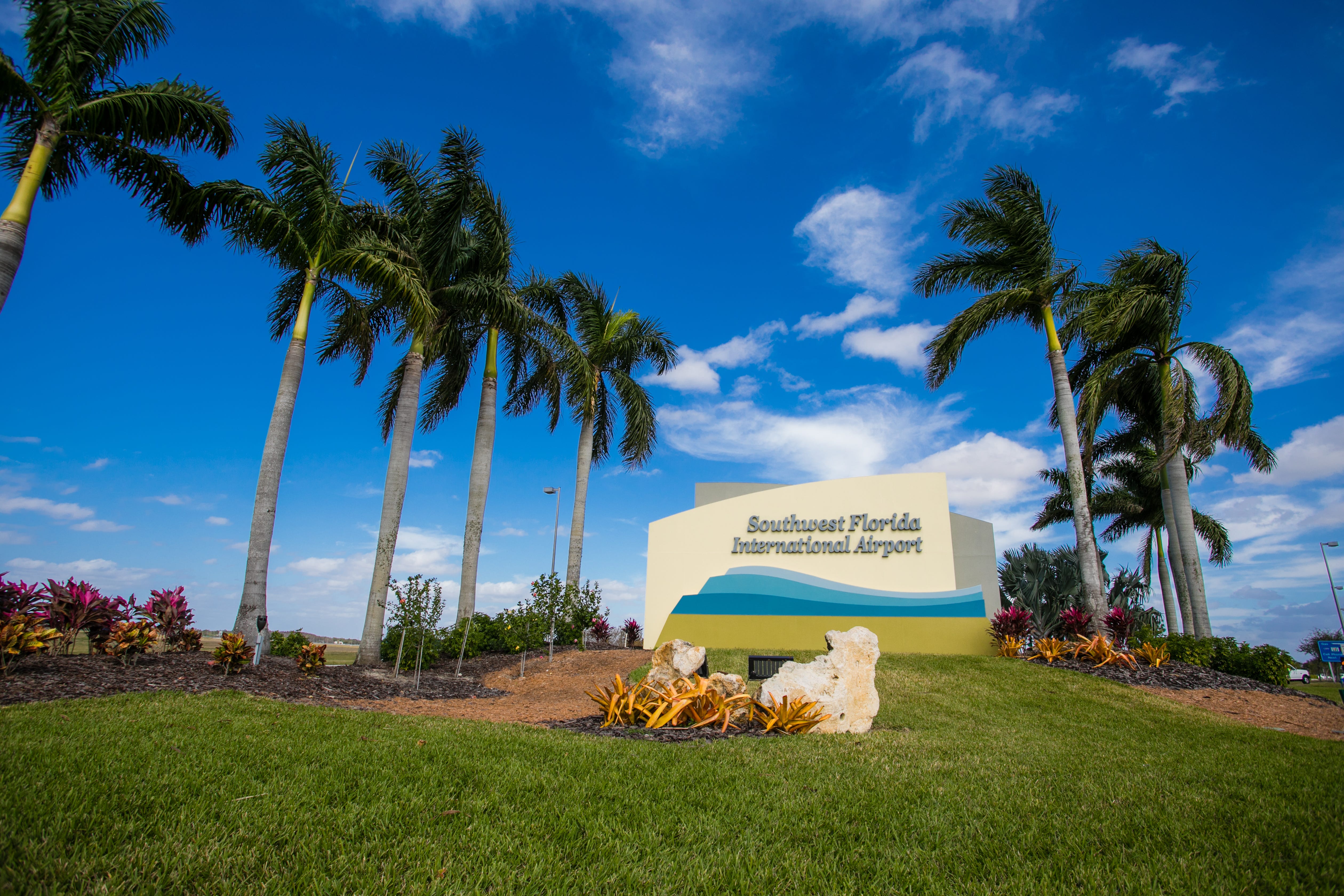 Photo of the Southwest Florida International Airport entrance sign.